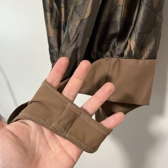 Cami NYC NWT Axel Green Camo Silk Bodysuit Size Small - Picture 5 of 10